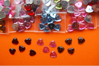 Našívací ozdoba 367 vel.10mm balení 2g