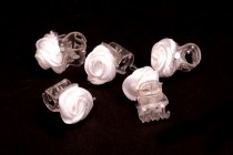 Skřipec s atlasovou růžičkou 15mm 