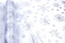 Organza neobšitá vzor 708 vločky šíře 39cm návin 8m 