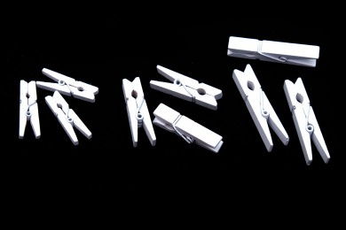 Dřevěný kolíček 45mm bílý 