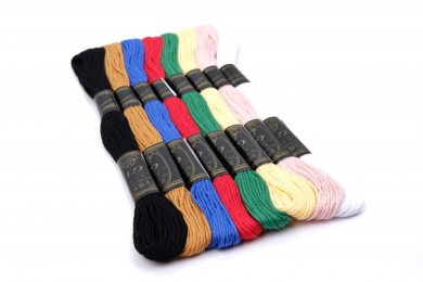 Vyšívací příze MOULINE svazek 8m